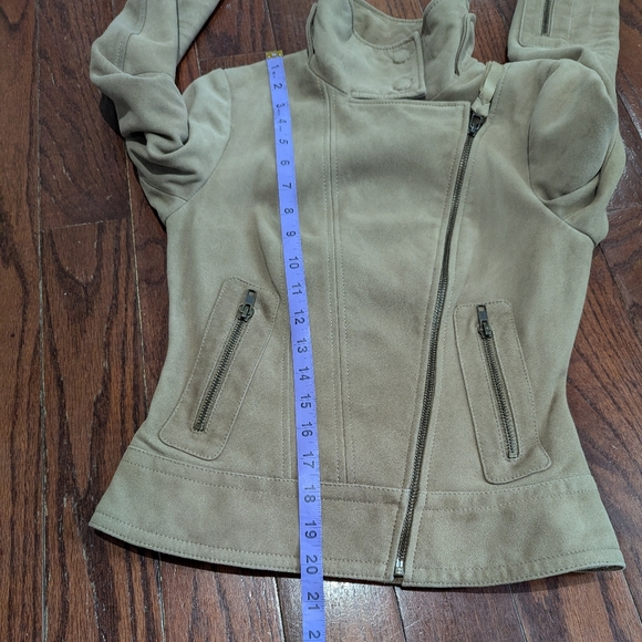 Mackage for Aritzia Lambskin  high collar moto jacket - xxs - colour sand - Picture 5 of 12
